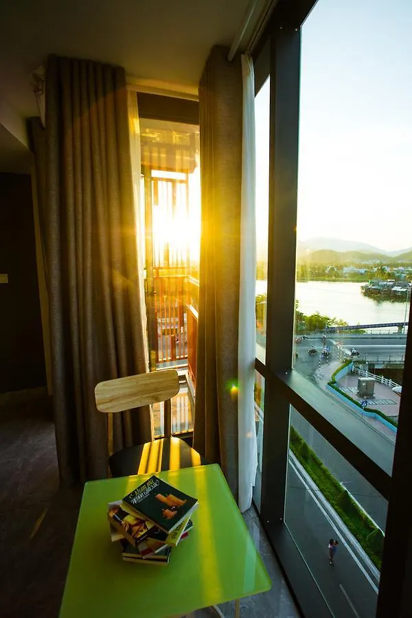 Moonlight Bay Hotel & Apartment Nha Trang